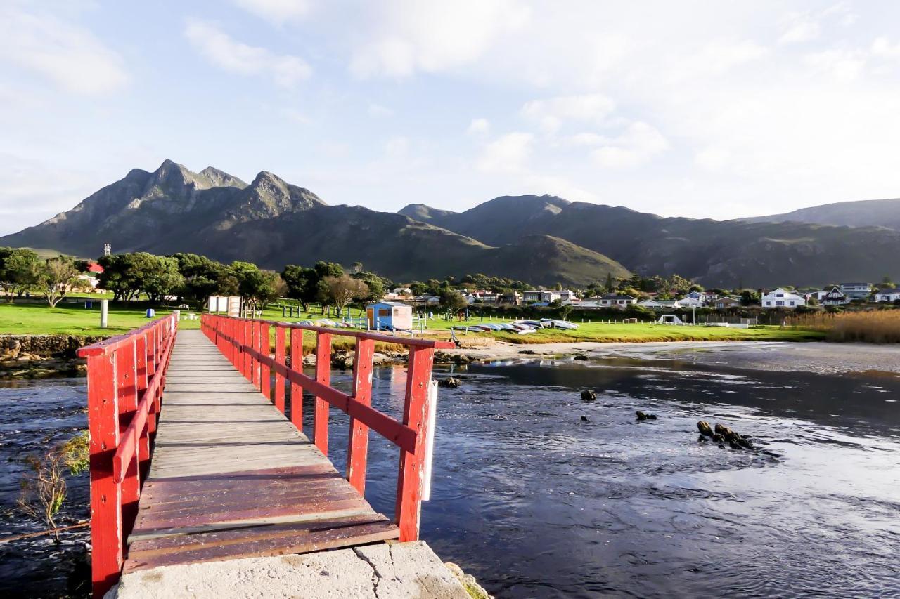 Shalom Self Catering Hotel Kleinmond Exterior photo